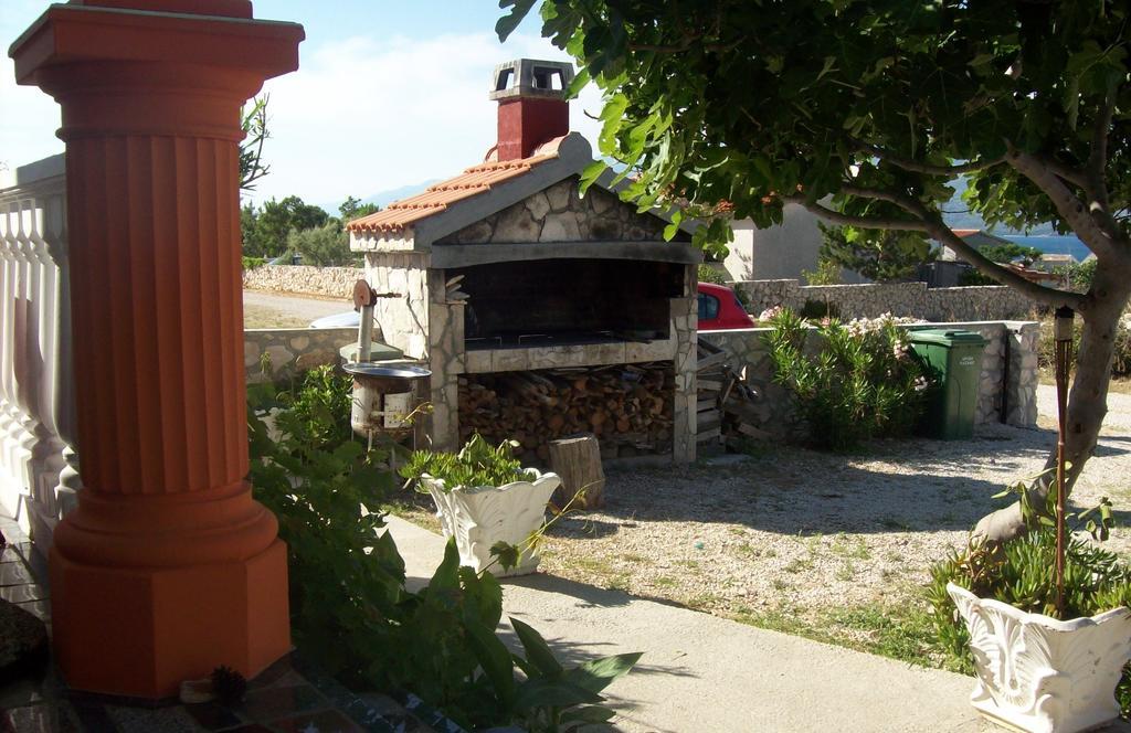 Apartments Villa Venera Razanac Exterior photo